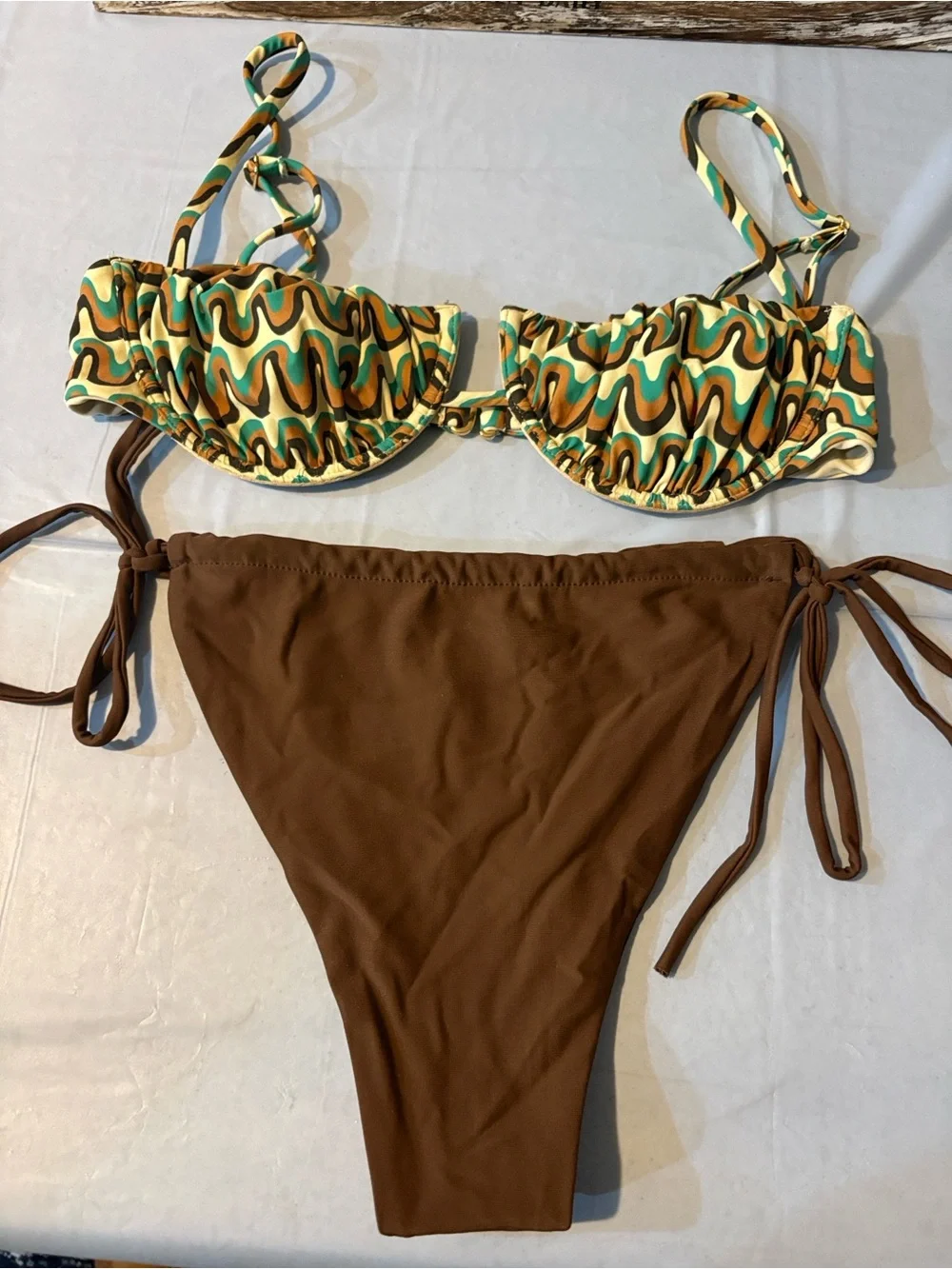 Montce Wave-Print Underwire Bikini Top & unbranded bikini bottom